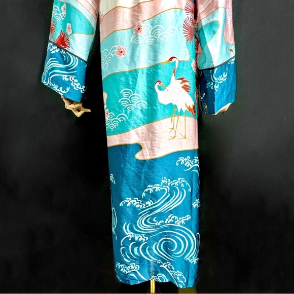 Forever 21 Multicolor Patterned Robe - Picture 6 of 6